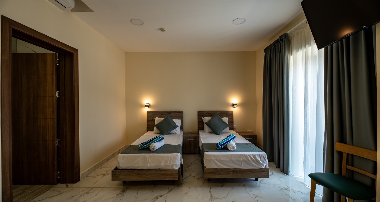 Twin Superior Room 2